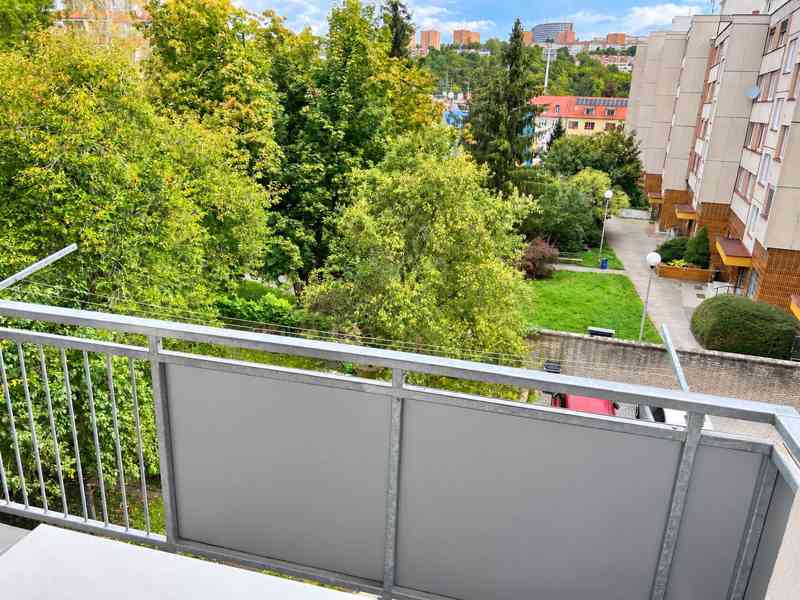 Pronájem krásného bytu 2+kk po rekonstrukci přímo v centru - foto 9