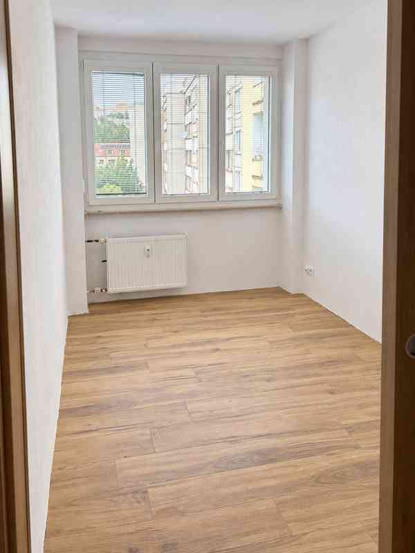 Pronájem krásného bytu 2+kk po rekonstrukci přímo v centru - foto 2