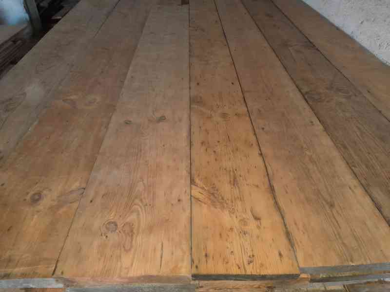 Prodám staré podlahové fošny. - foto 3