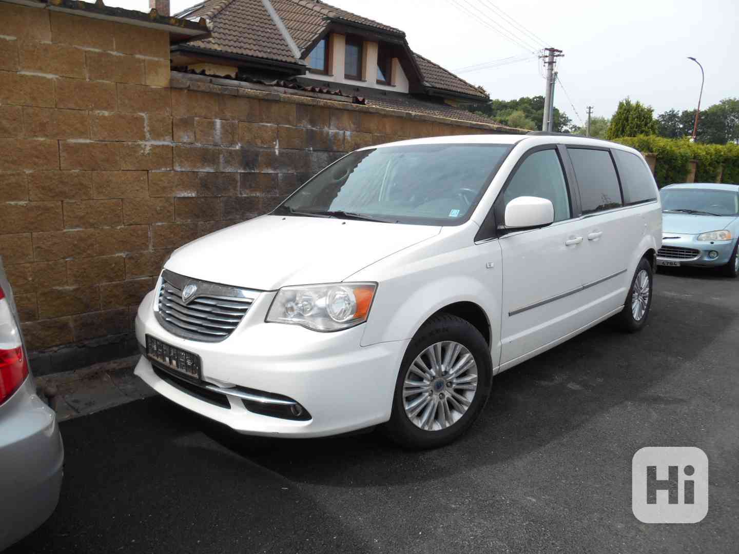 Chrysler Town Lancia  3,6 2,8 CRD 2008 -2019 náhradní díly - foto 1