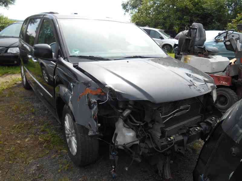 Chrysler Town Lancia  3,6 2,8 CRD 2008 -2019 náhradní díly - foto 6