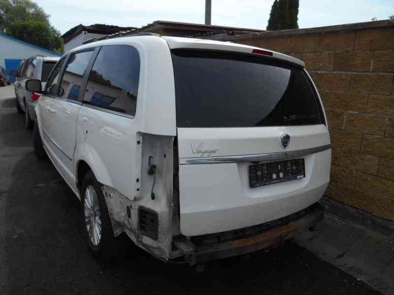 Chrysler Town Lancia  3,6 2,8 CRD 2008 -2019 náhradní díly - foto 2