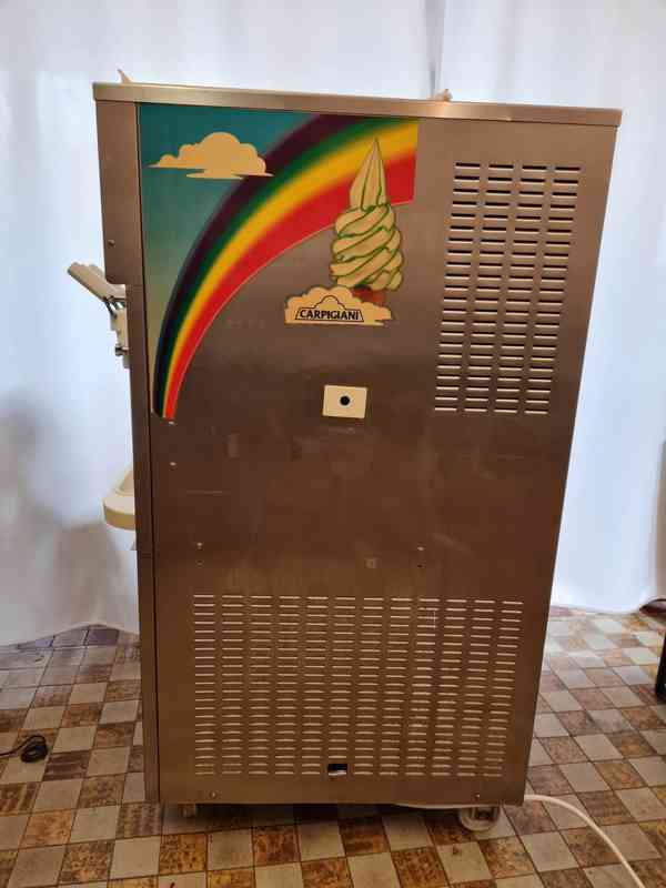 Zmrzlinový stroj Carpigiani Rainbow 3 - foto 6