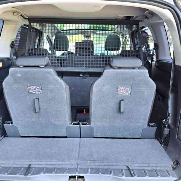 Peugeot 5008 1,6i Family benzín 115kw - foto 19