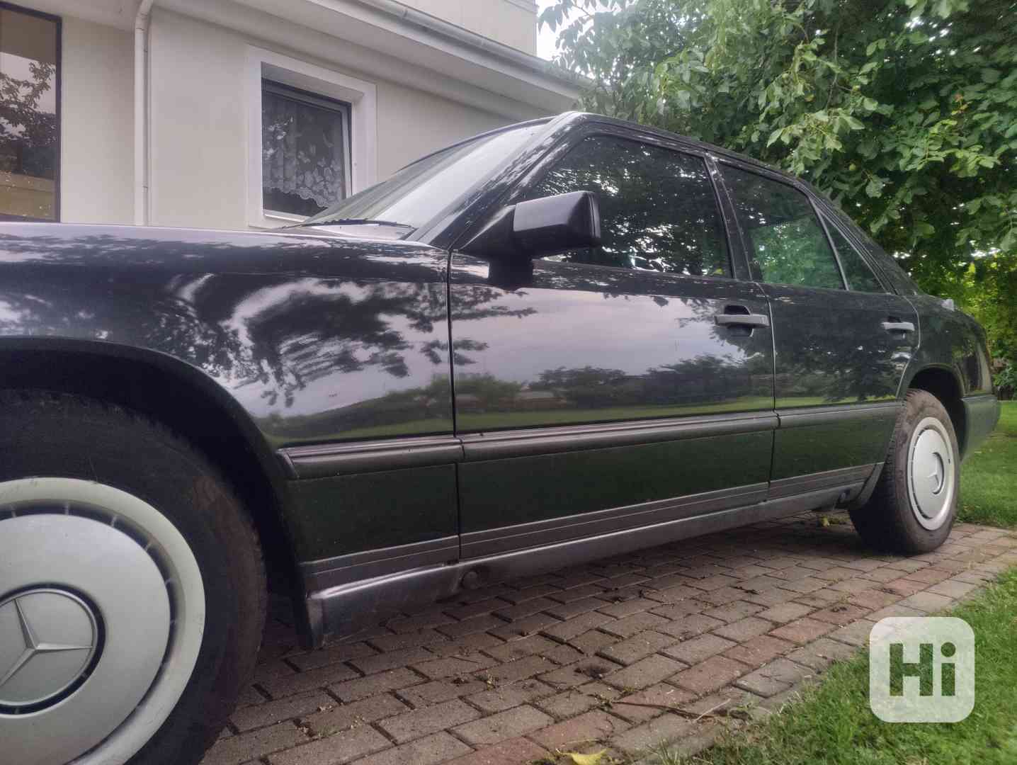 MERCEDES BENZ 124 - foto 1