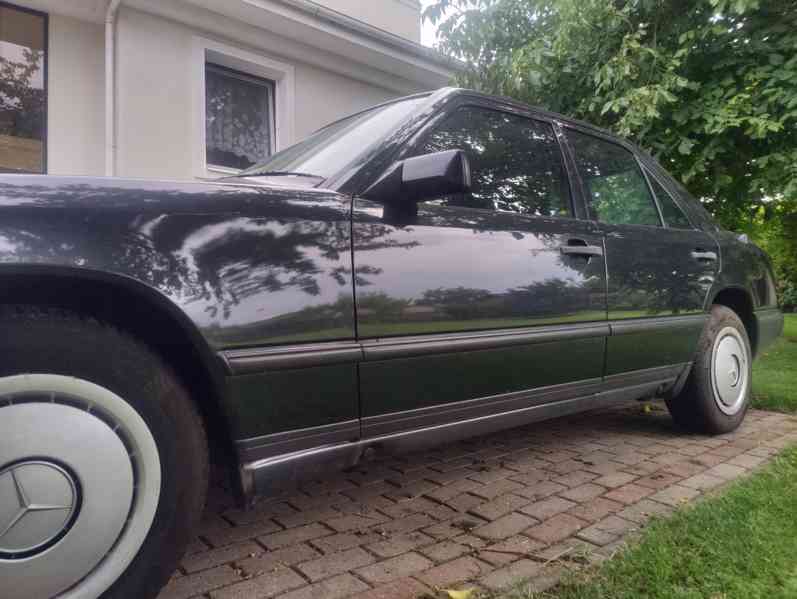 MERCEDES BENZ 124 - foto 1