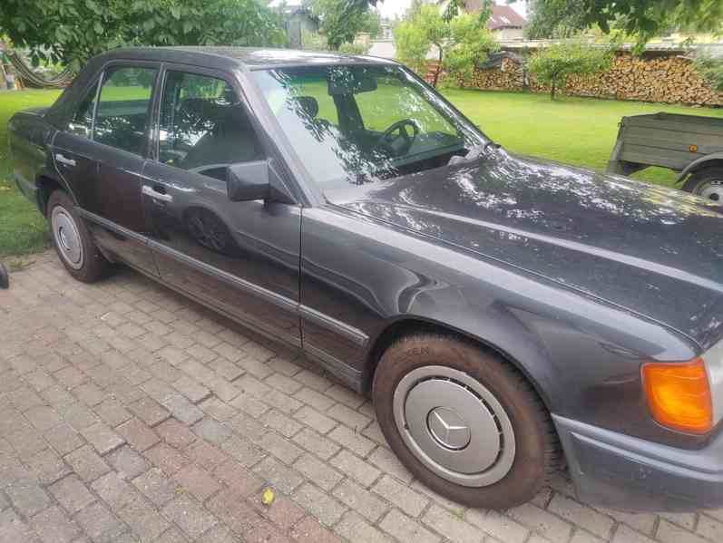 MERCEDES BENZ 124 - foto 10