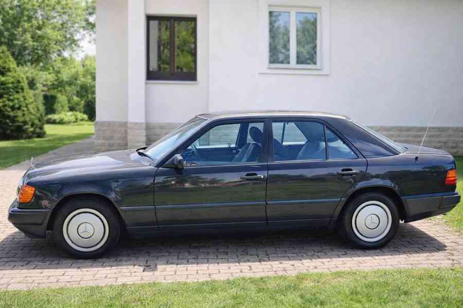 MERCEDES BENZ 124 - foto 1