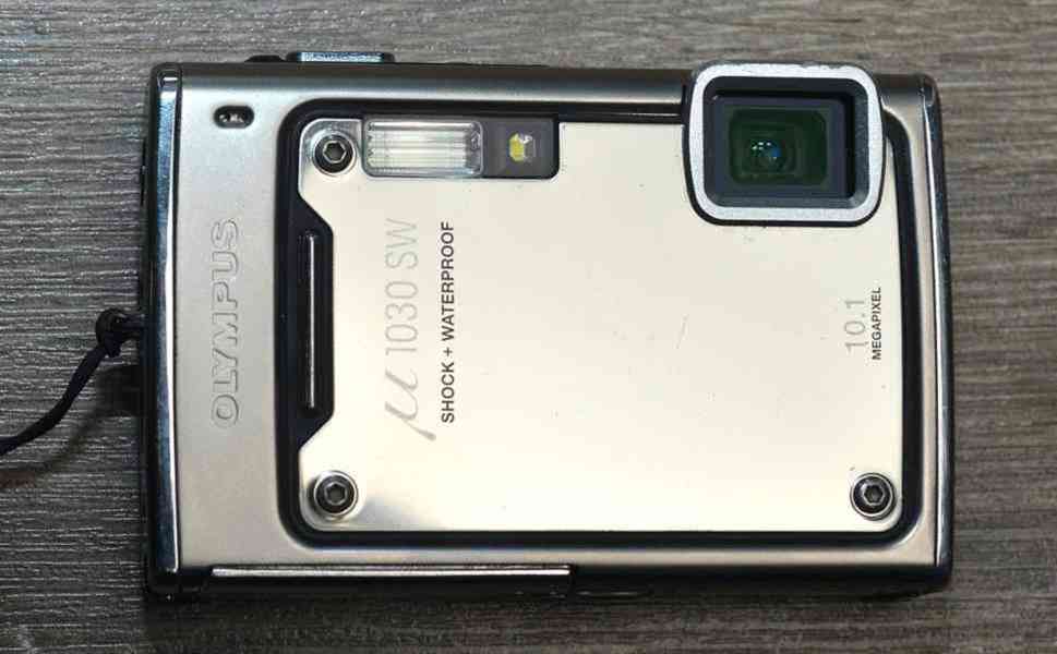 OLYMPUS Mju 1030 SW *CCD 10 MPix*Vodotěsný do 10m* - foto 4