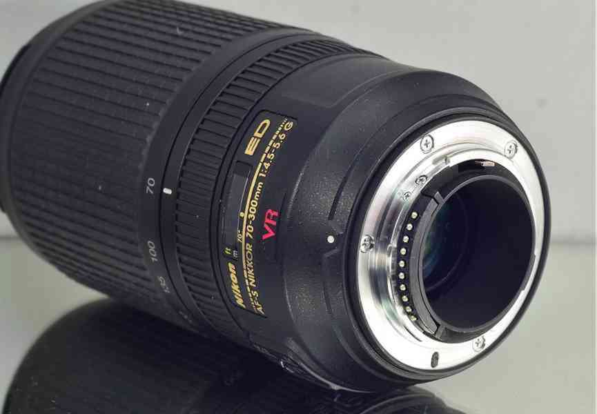 Nikon AF-S 70-300mm f/4.5-5.6 G ED VR*FX ZOOM*UV - foto 5
