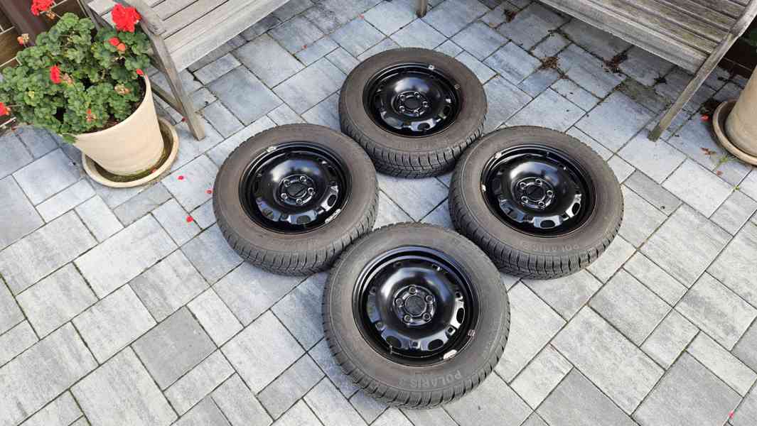 Škoda Fabia zimní pneumatiky 165/70R14 disky 5Jx14 5x100 - foto 1