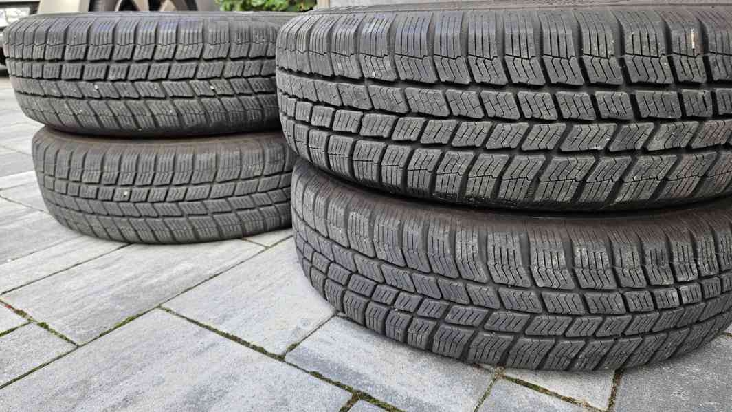 Škoda Fabia zimní pneumatiky 165/70R14 disky 5Jx14 5x100 - foto 4