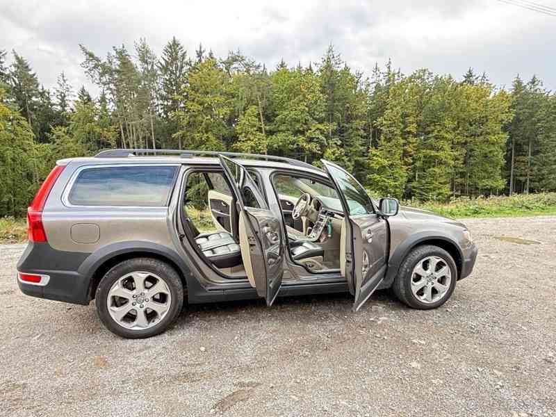 Volvo XC70 3,0   T6 automat - foto 9