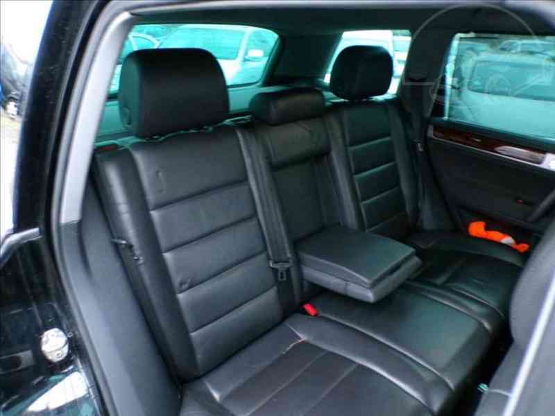 Volkswagen Touareg 3,0 TDI V6 4x4 N1 - foto 12