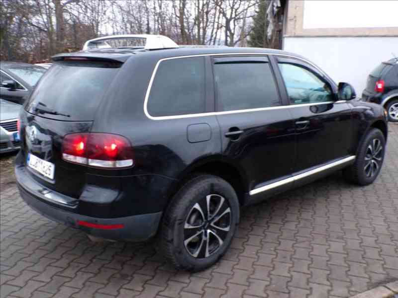 Volkswagen Touareg 3,0 TDI V6 4x4 N1 - foto 3