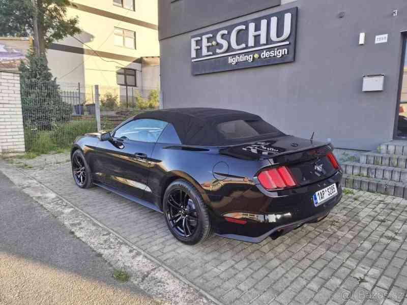 Ford Mustang 2,3   EcoBoost 317 PS výbava premium - foto 5