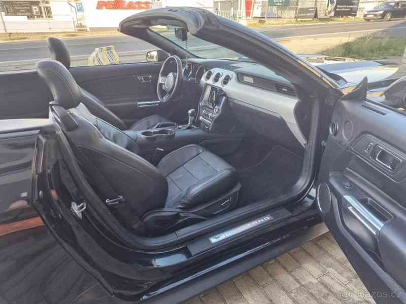 Ford Mustang 2,3   EcoBoost 317 PS výbava premium - foto 9