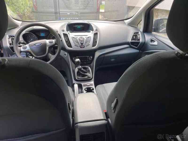 Ford Grand C-MAX 1,6 - foto 2
