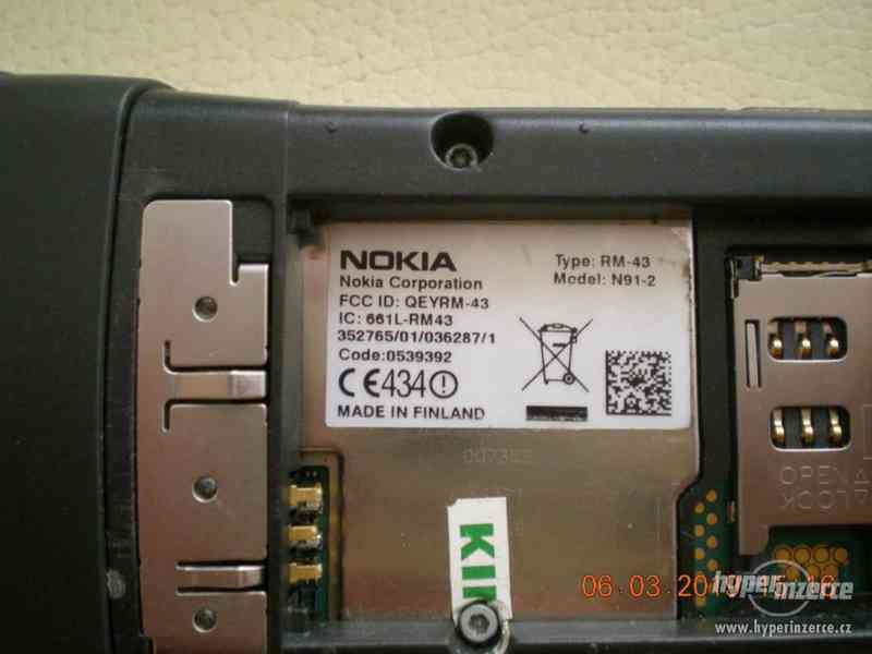 Nokia N91 8GB - funkční mobilní telefon z r.2006 - foto 14