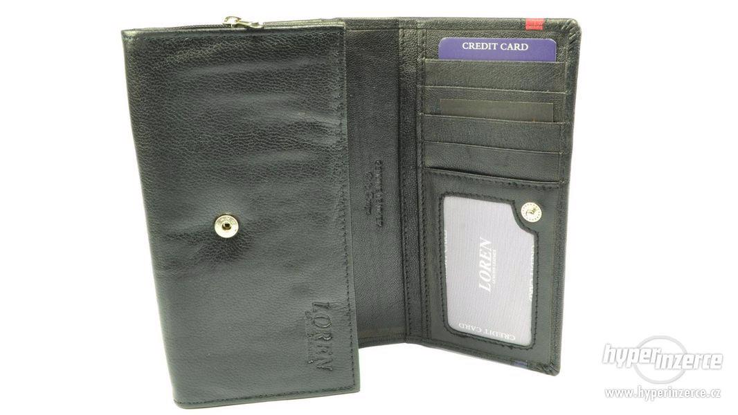 Černá dámská kožená peněženka s pruhem - foto 4