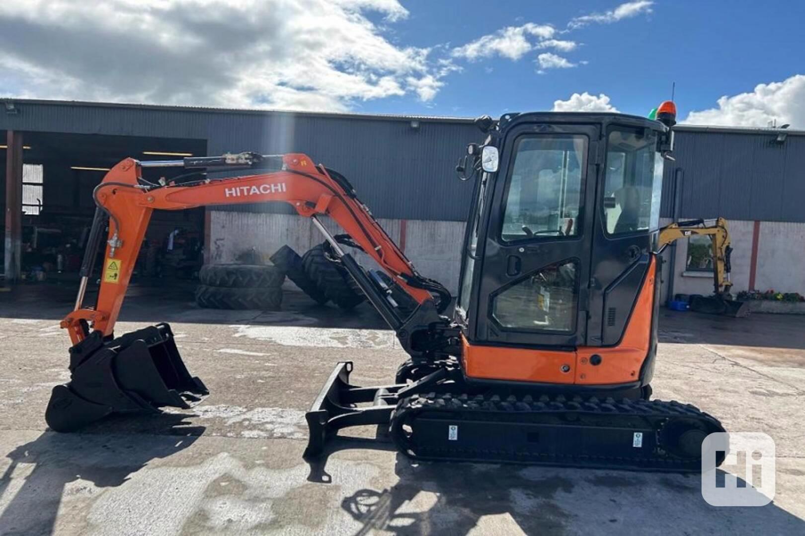 Minibagr Hitachi ZX33U-5A 3.3T - foto 1