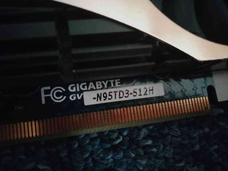 Grafická karta Gigabyte 9500 GT 512MB - foto 4