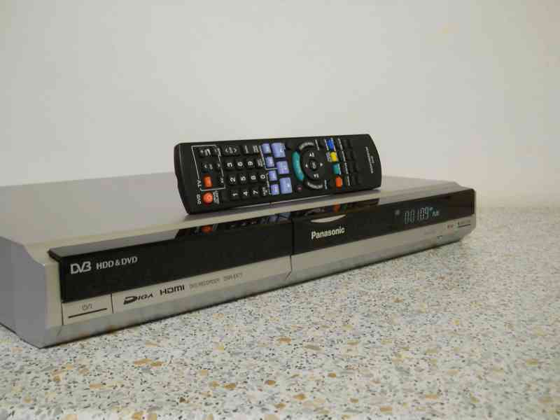 DVD rekordér Panasonic DMR-EX77 - foto 3