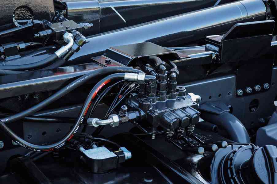 MERCEDES ATEGO HÁKOVÝ NOSIČ KONTEJNERŮ HYDRAULICKÁ RUKA EU6 - foto 64