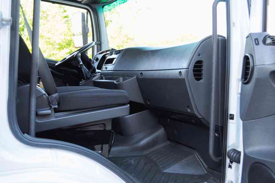 MERCEDES ATEGO HÁKOVÝ NOSIČ KONTEJNERŮ HYDRAULICKÁ RUKA EU6 - foto 42