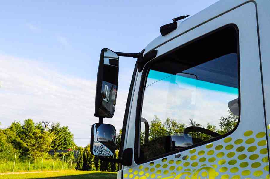 MERCEDES ATEGO HÁKOVÝ NOSIČ KONTEJNERŮ HYDRAULICKÁ RUKA EU6 - foto 32