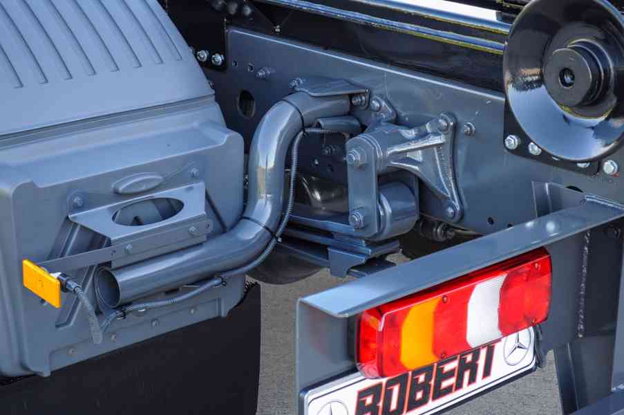 MERCEDES ATEGO HÁKOVÝ NOSIČ KONTEJNERŮ HYDRAULICKÁ RUKA EU6 - foto 19