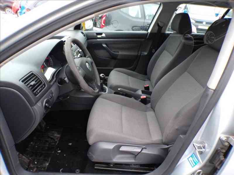 Volkswagen Golf 1,9 TDI - foto 7