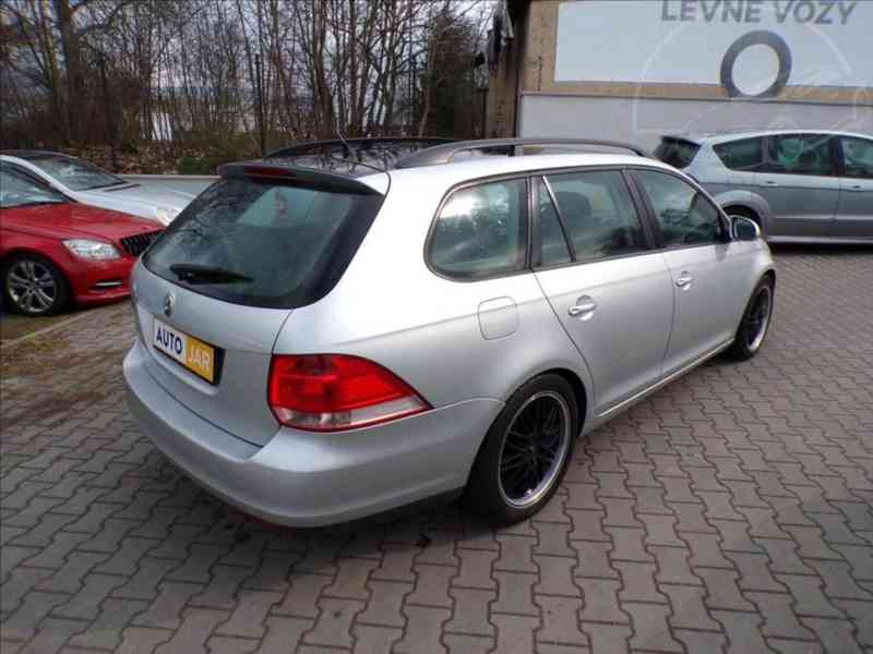 Volkswagen Golf 1,9 TDI - foto 4