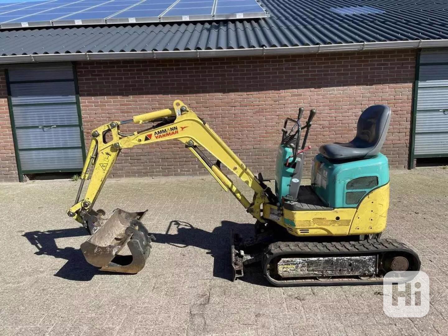 Minirýpadlo Yanmar SV08 - foto 1
