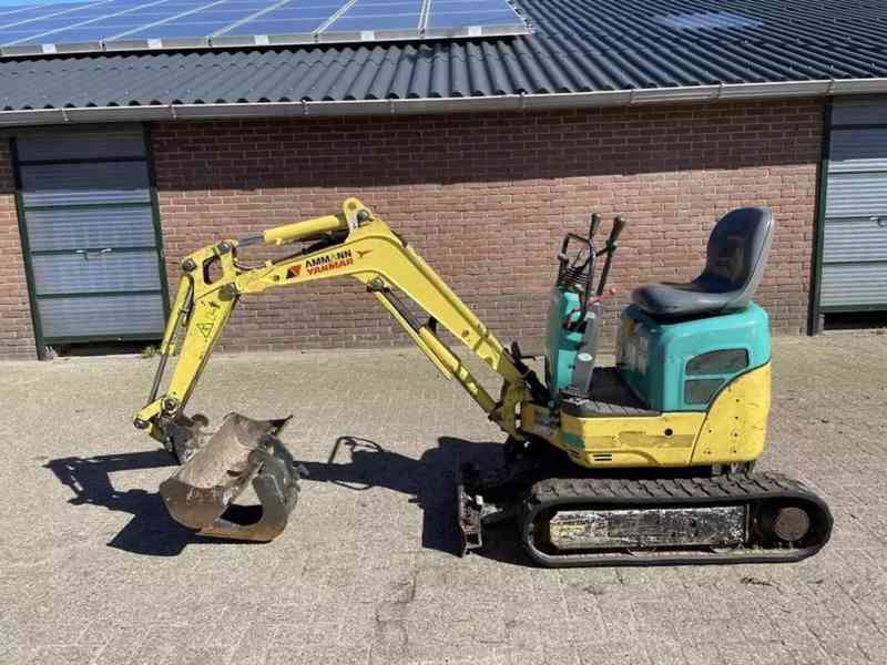Minirýpadlo Yanmar SV08 - foto 1