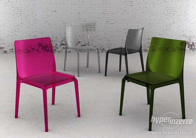 Moderní židle růžová - foto 1