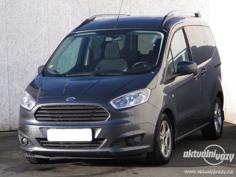 Ford Tourneo Courier 1.0 EcoBoost 74kW - foto 13