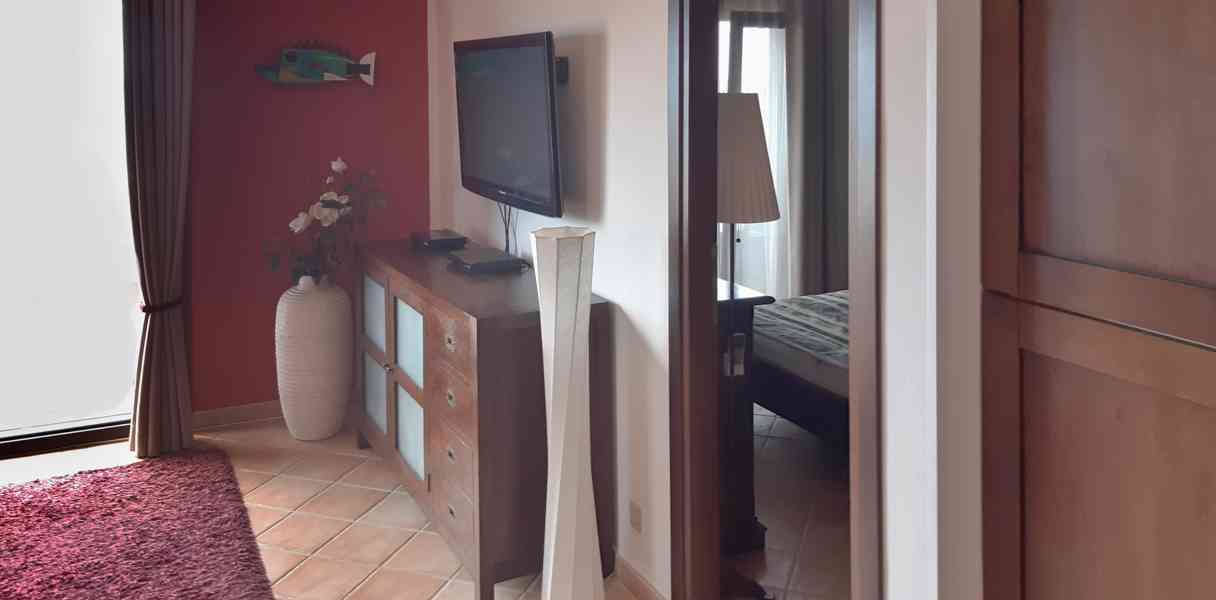 Prodej luxusního apartmánu 3+kk - Costa Paradiso, Sardinie - foto 4