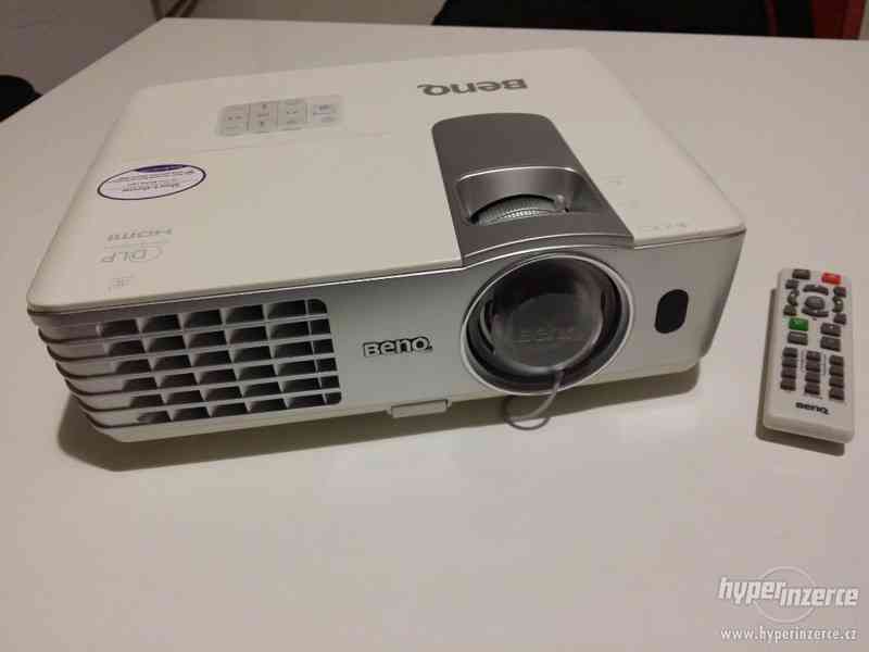 Full HD 3D projektor BenQ W1070 - foto 2