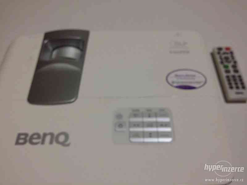 Full HD 3D projektor BenQ W1070 - foto 3
