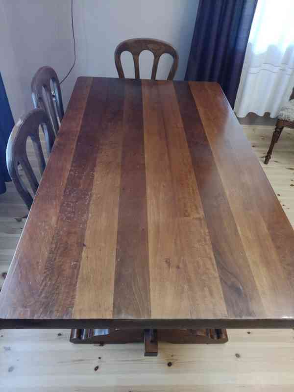 Prodám jídelní dřevěný stůl z masivu,6stylových židlí  - foto 2