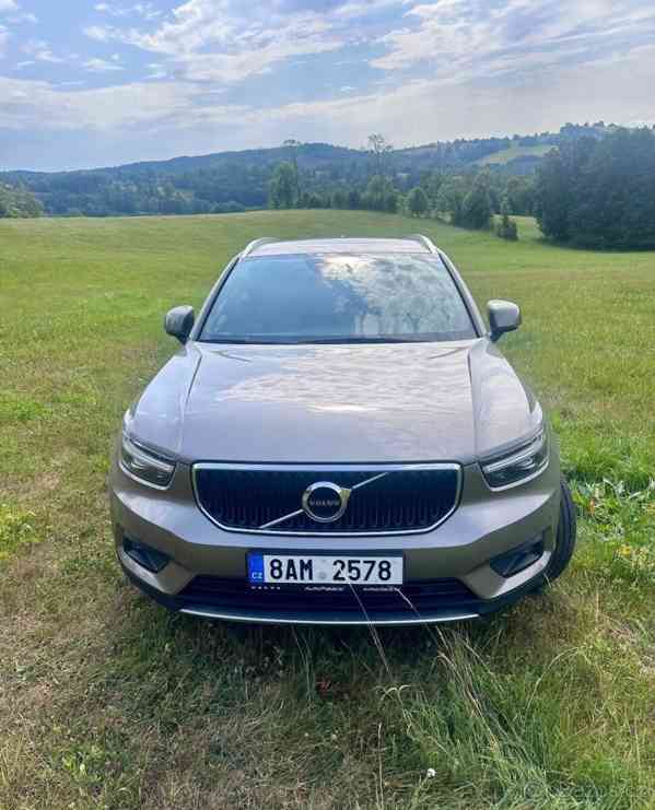 Volvo XC40 2,0   B4 AWD benzin - foto 8