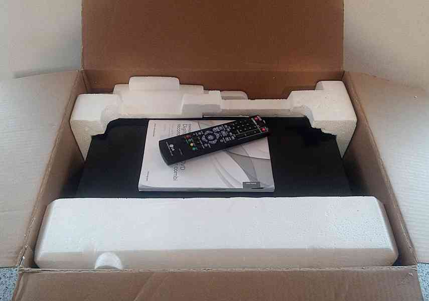 📼>>📀VHS-DVD rekordér LG RC689H  - foto 8