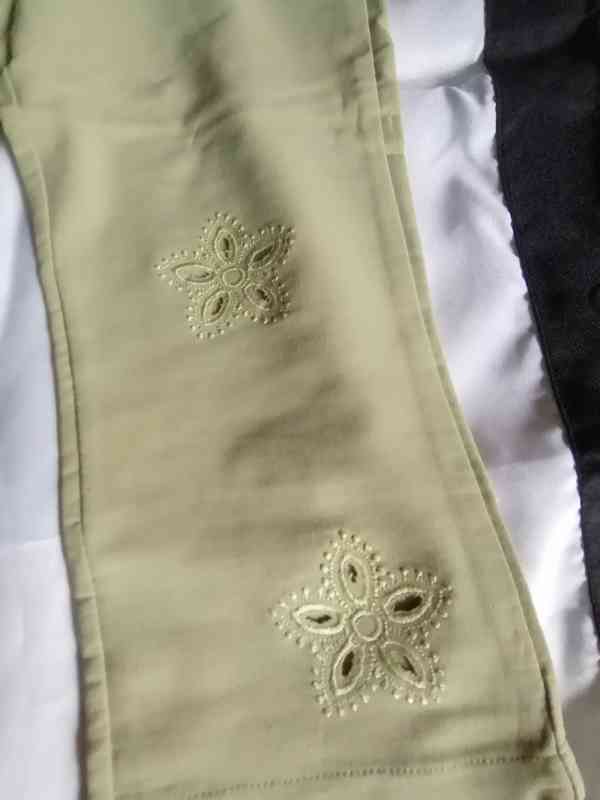 Dámské olivové capri kalhoty, vel. S - foto 8