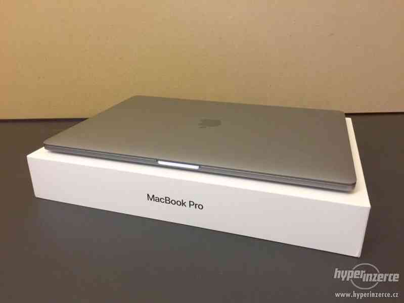 apple macbook pro 15 with touchbar - foto 5