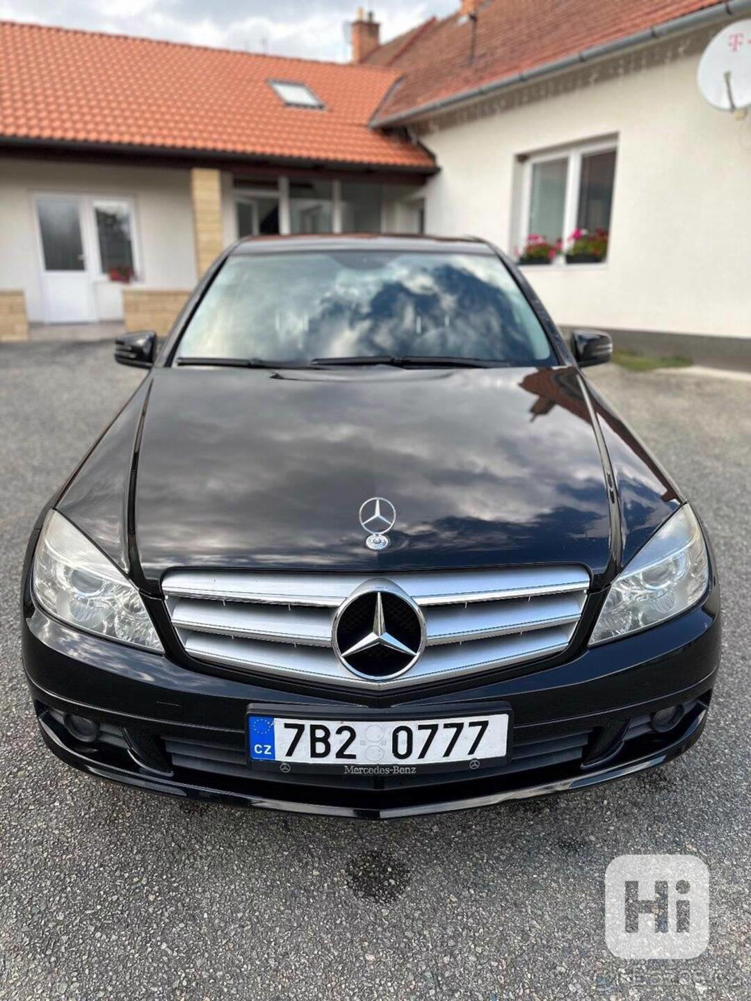 Mercedes-Benz Třídy C 2,2 C 200 CDI Classic  C200 100kw r.v. - foto 1