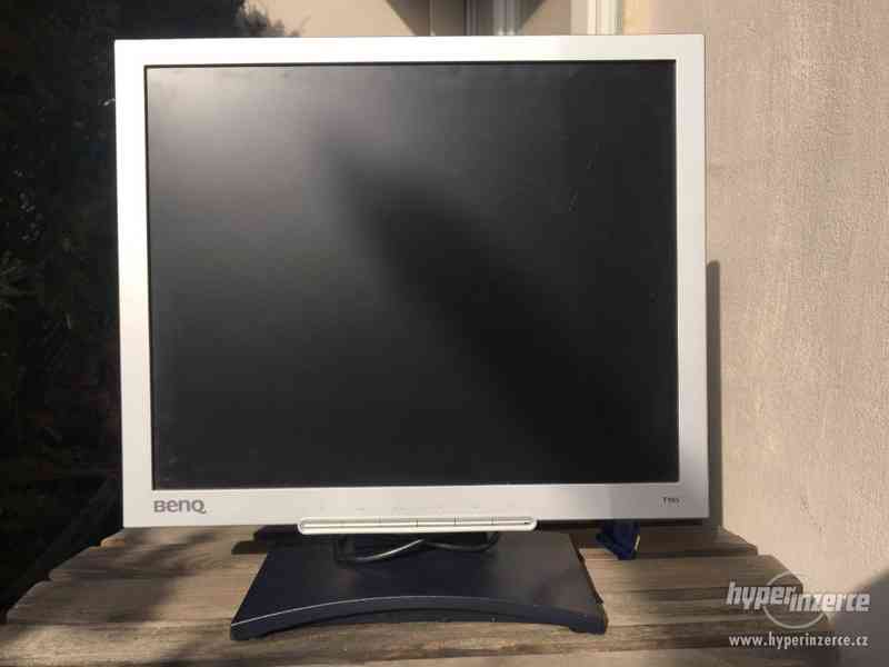 LCD Monitor 19" BenQ T90s - foto 2