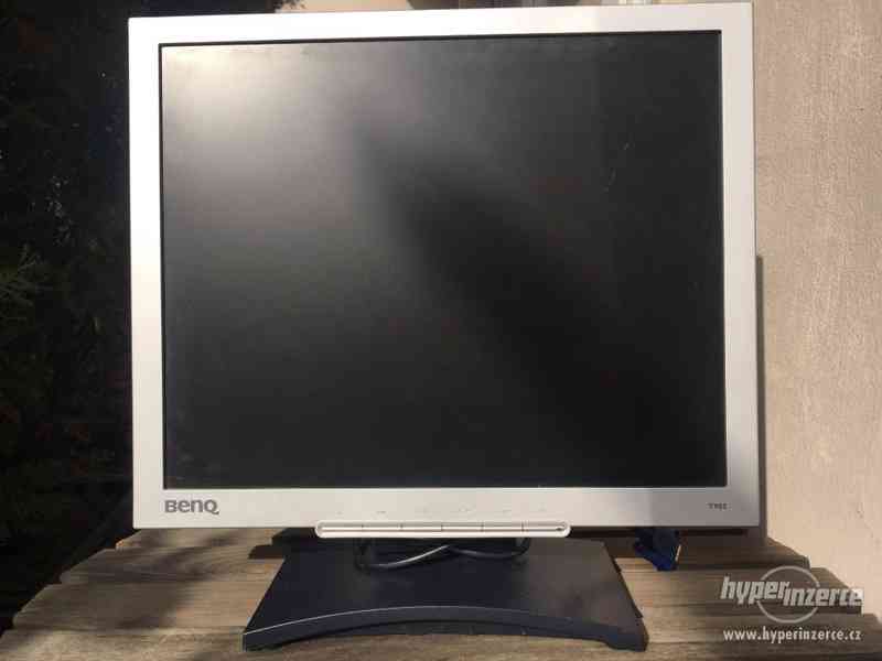LCD Monitor 19" BenQ T90s - foto 3