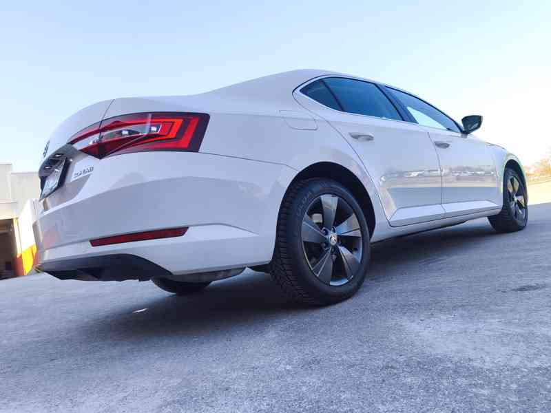 Škoda Superb 3 1.5 TSi Style+,ČR,95tkm,kamera,NAVI,1.maj,DPH - foto 3