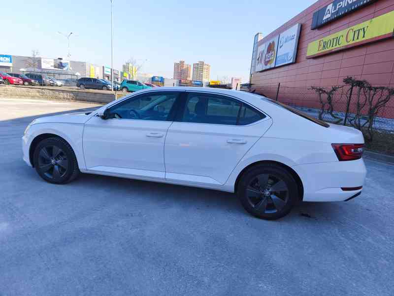 Škoda Superb 3 1.5 TSi Style+,ČR,95tkm,kamera,NAVI,1.maj,DPH - foto 6